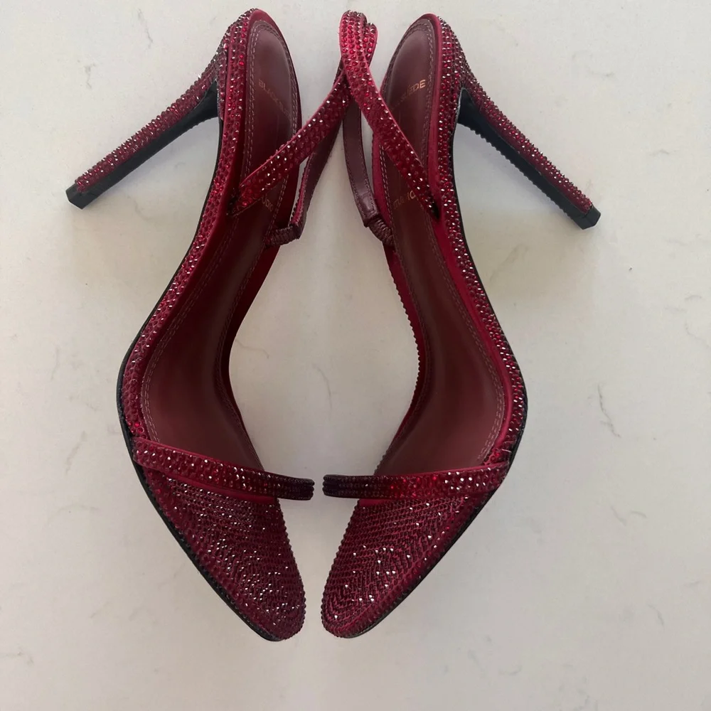 ✨Crystal Embellished Luciana Slingback
Sandal in Syrah Satin BLACK SUEDE STUDIO✨ - Picture 9 of 11